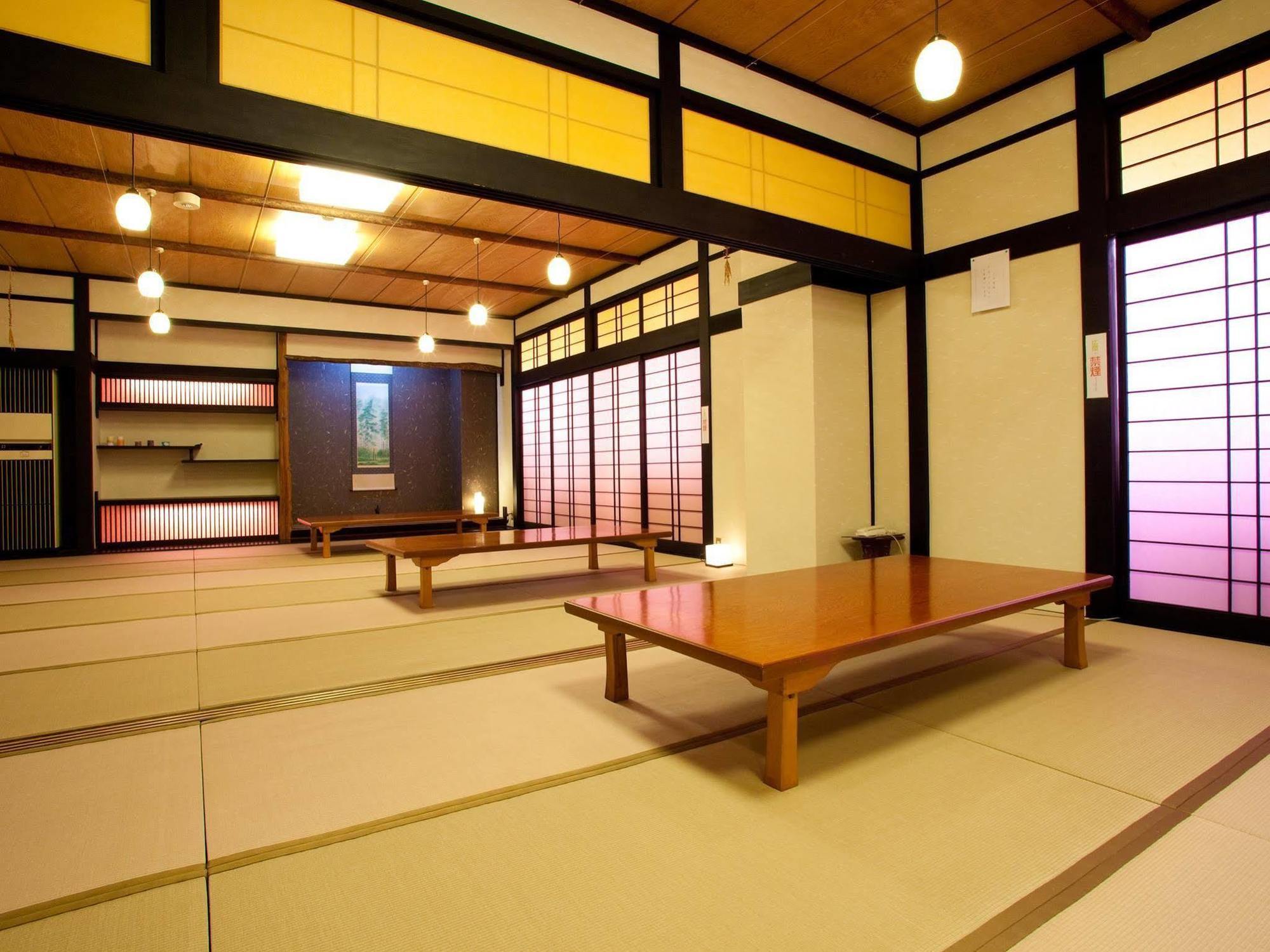 Wakatake Hotel Katsuura  Buitenkant foto